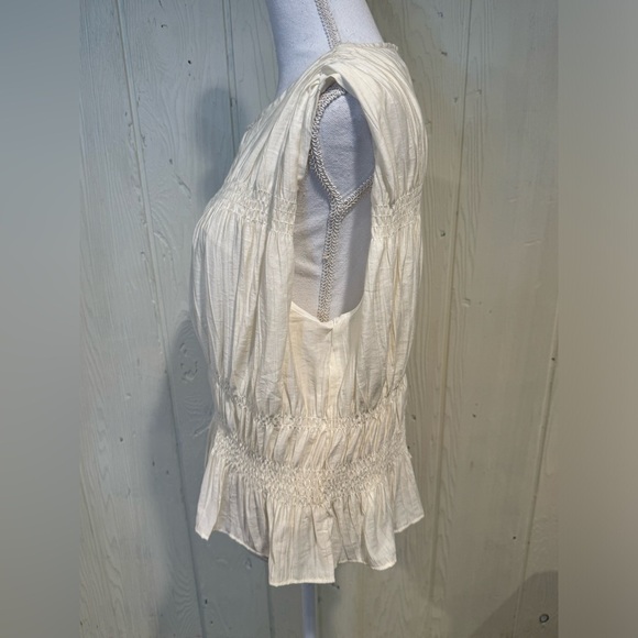 H&M Smocked Cream Sleeveless Top, Size L - Picture 3 of 12
